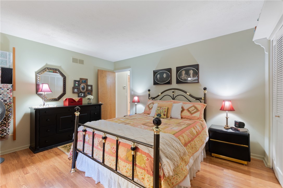 Unit 16 Holiday Island - Residential