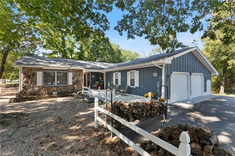 Photo of 13 Country Club Drive, Holiday Island, AR 72631 (MLS # 1324804)