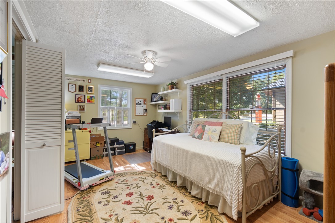 Unit 16 Holiday Island - Residential