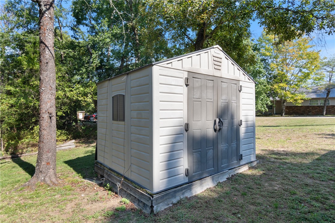 Unit 16 Holiday Island - Residential
