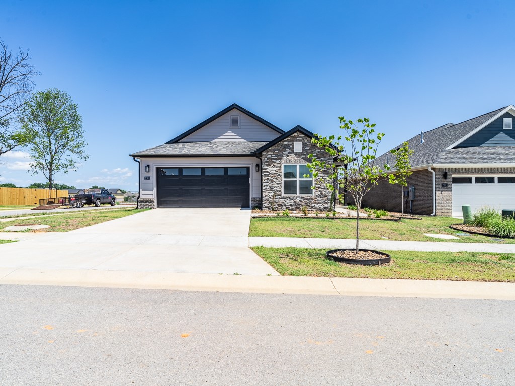 A newer 3 bedroom, 2 bath, 2 car garage home with all the updates. HOA amenities to enjoy- Playground, dog parks & pickle balls courts. LED lighting, Stainless steel appliances included + Washer/ Dryer. Granite counters through out. Open kitchen concept with island & large pantry, vinyl flooring in main areas, split floor plans with large primary bath- dual vanities, stand up shower/ jacuzzi and large walk in closets. 1 small pet negotiable with increased deposit and rent. Lawn care provided by HOA.