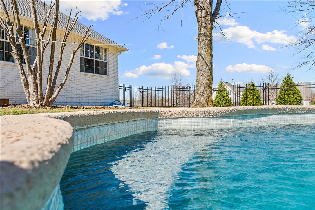 Pleasant Acres Sub Rogers - Residential