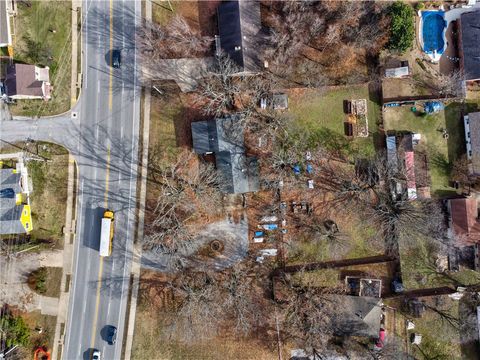 Mixed Use in Fayetteville AR 1967 Huntsville Road 1.jpg