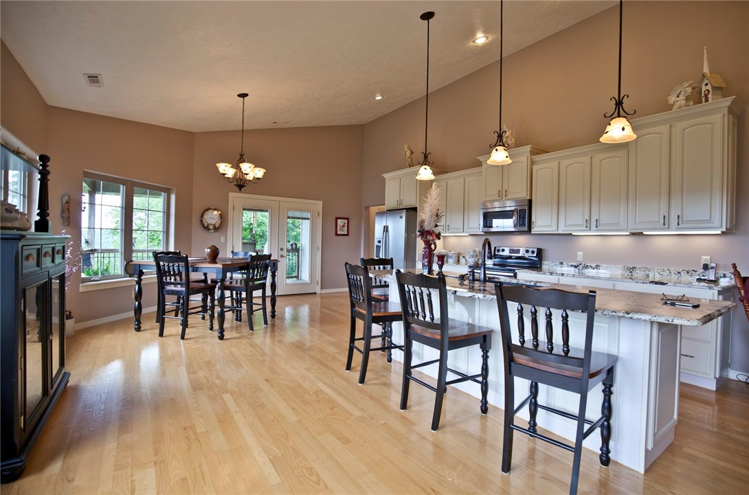 Unit 119 Holiday Island - Residential