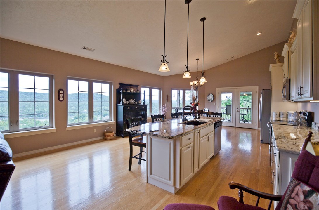 Unit 119 Holiday Island - Residential