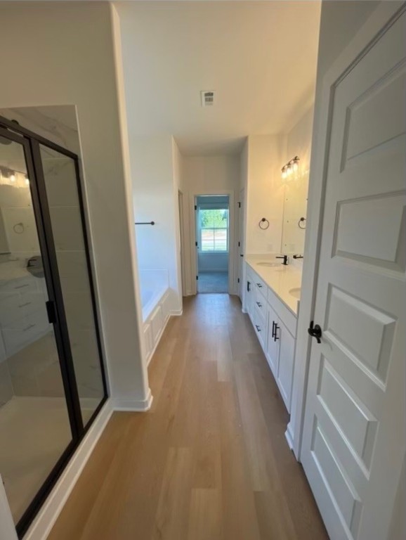 Collins Cove - Residential Lease