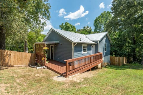 Photo of 1003 S Walnut Street, Harrison, AR 72601 (MLS # 1357934)