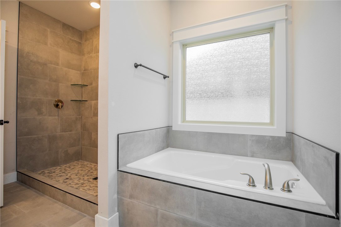 Veneto - Residential Lease