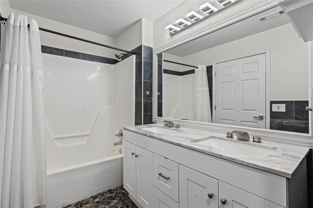 Holly Brooke Estates Ph 3 - Residential