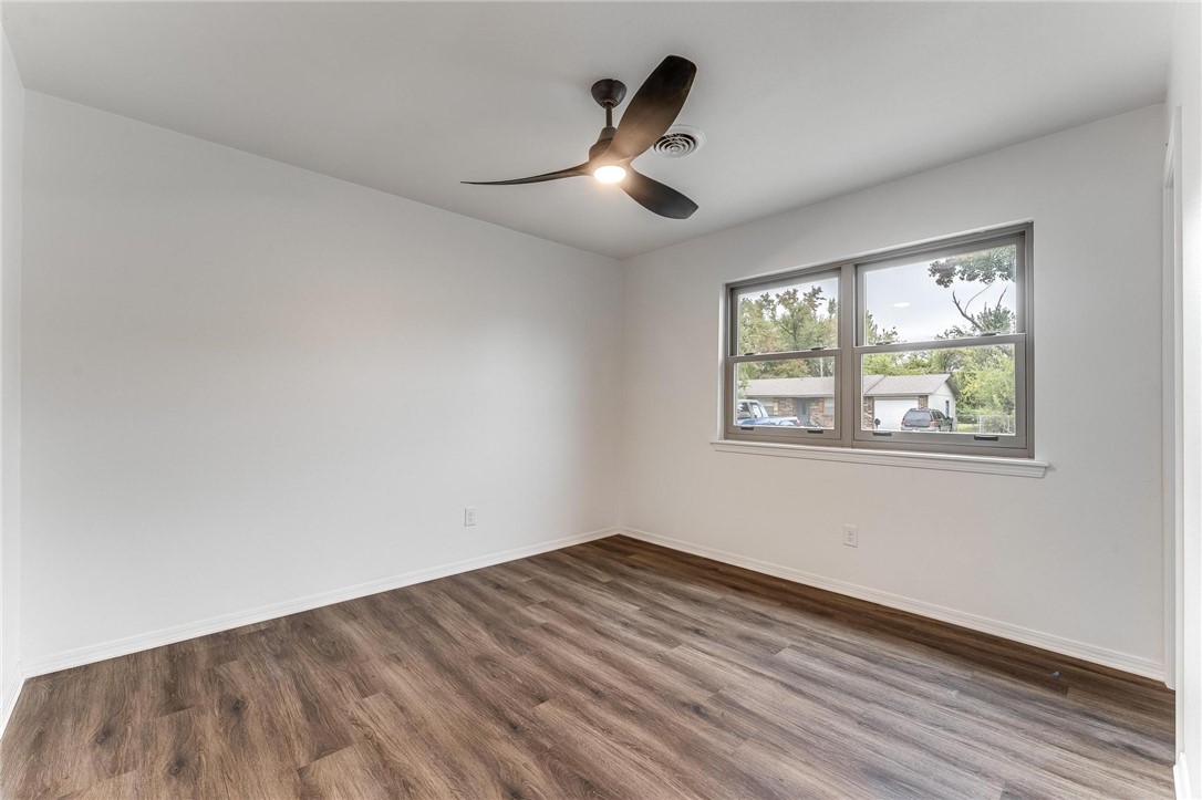 Bishop Manor 2nd Rogers - Residential