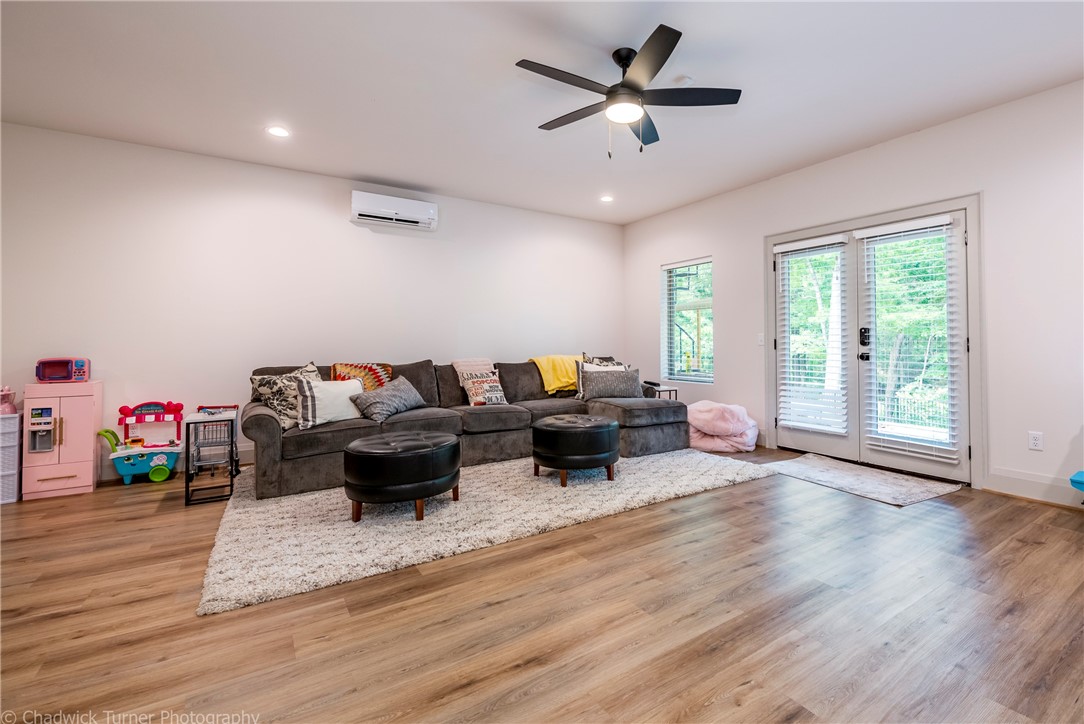 Oak Tree Centerton - Residential