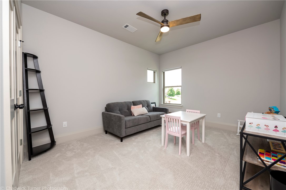 Oak Tree Centerton - Residential