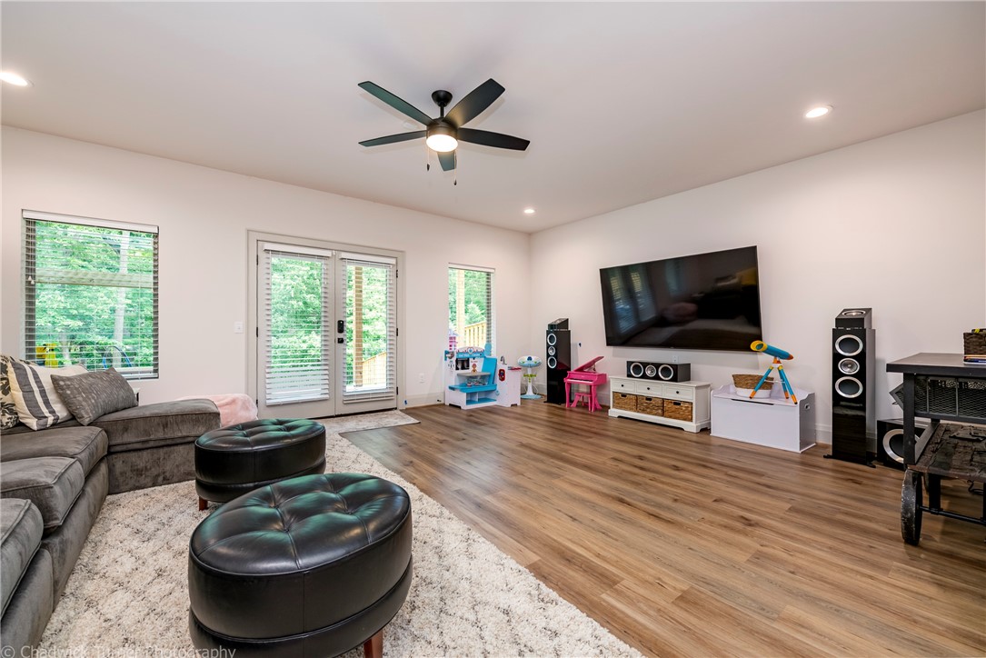 Oak Tree Centerton - Residential