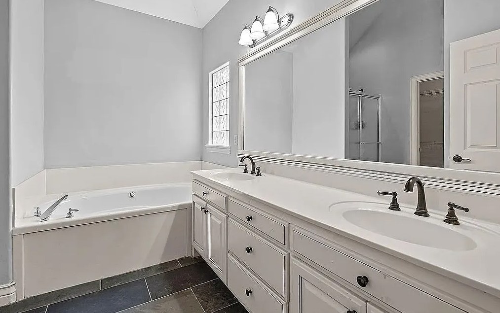 Ridgecrest Meadows Ph 3 Rogers - Residential