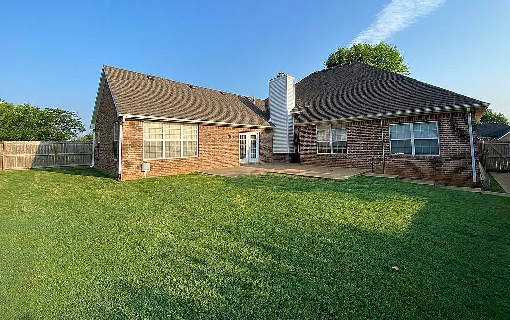 Ridgecrest Meadows Ph 3 Rogers - Residential