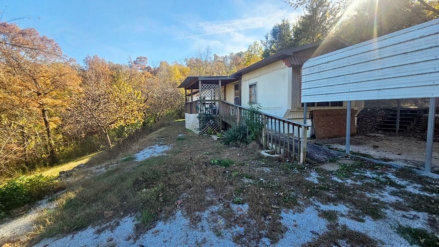 Here is a great deal for you! A 2 bd 2 ba home in the quiet rural area of Marble Falls. This home is just off the beaten path and is ready for you and your family. At 952 SQ ft on a permanent foundation, this home is available for showings.