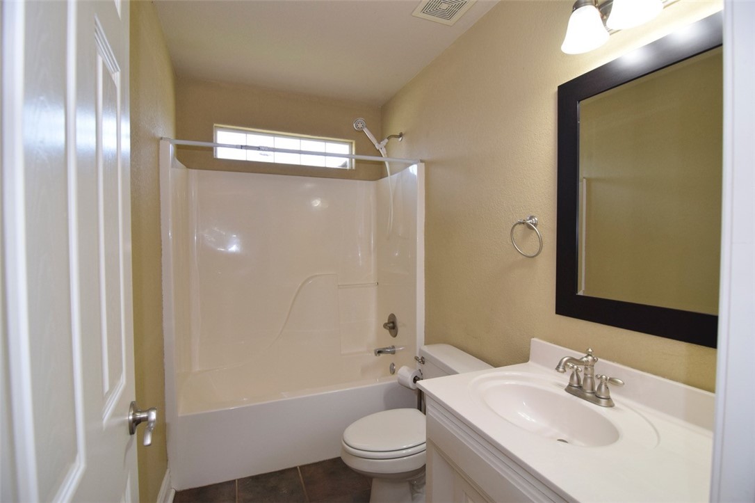 Champions Estates Rogers - Residential Lease