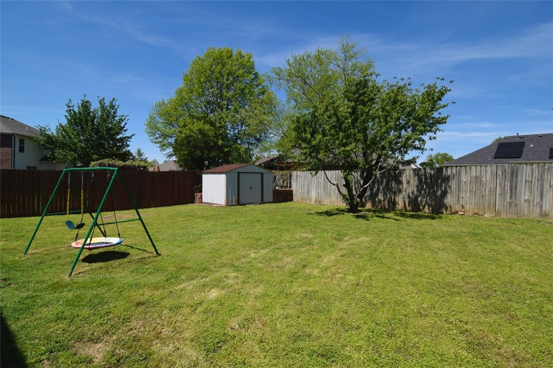 Champions Estates Rogers - Residential Lease