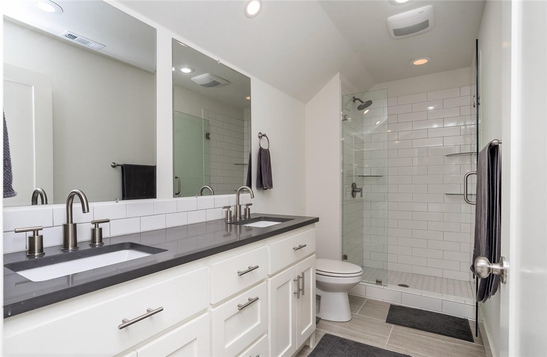 Manor Heights Sub Bentonville - Residential Lease