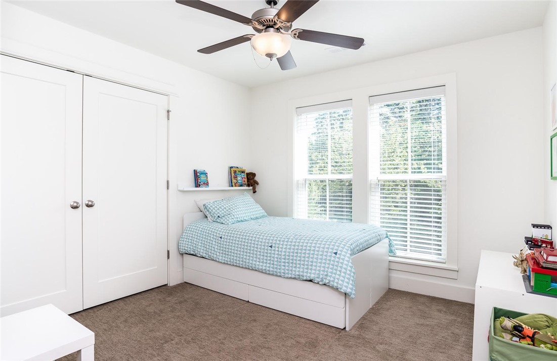 Manor Heights Sub Bentonville - Residential Lease