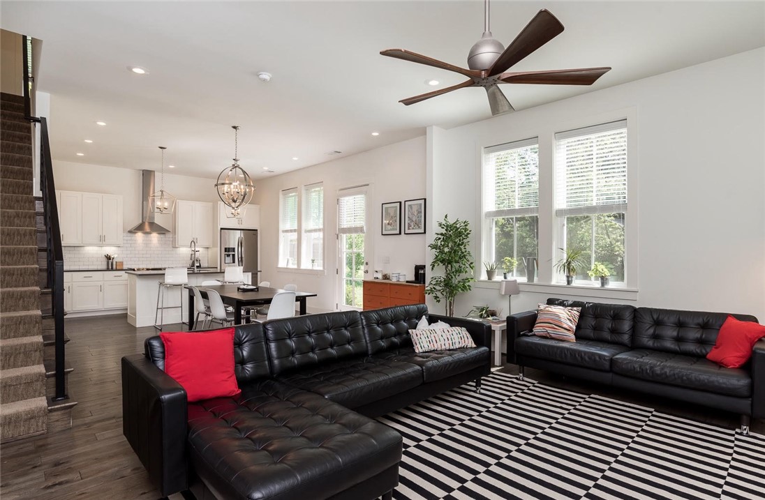 Manor Heights Sub Bentonville - Residential Lease