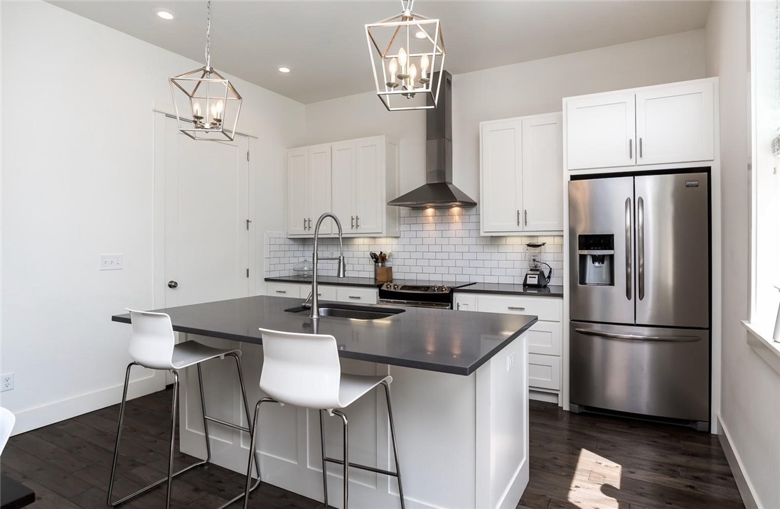 Manor Heights Sub Bentonville - Residential Lease