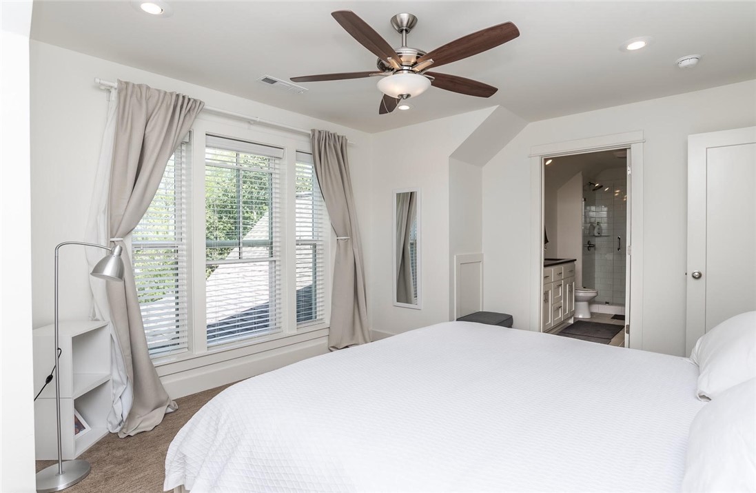 Manor Heights Sub Bentonville - Residential Lease