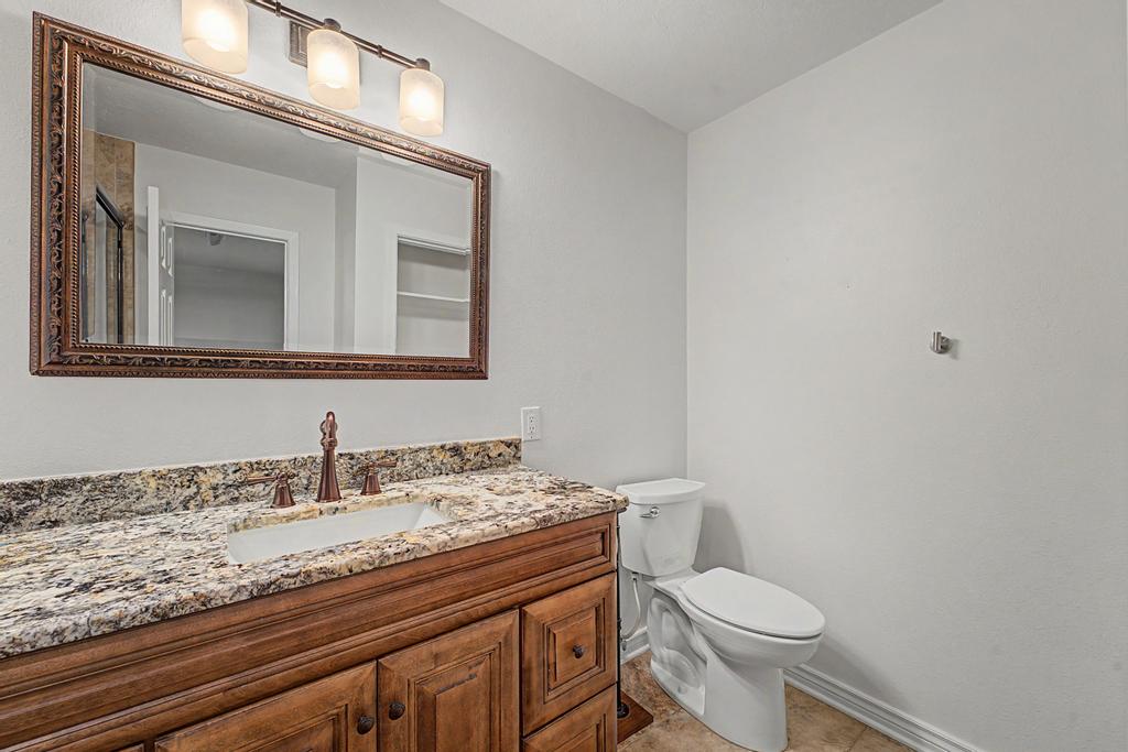 Townhouse Tct 3 A/K/A Drake Court Bvv - Residential