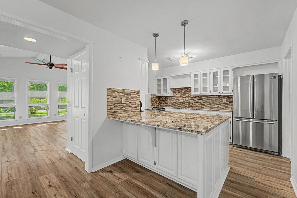 Townhouse Tct 3 A/K/A Drake Court Bvv - Residential
