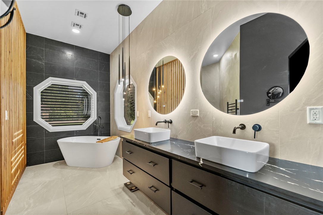 Eagle Crest Sub Rurban - Residential