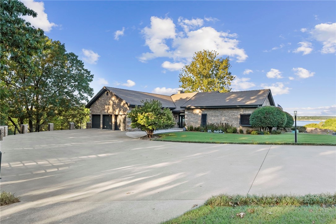 Eagle Crest Sub Rurban - Residential