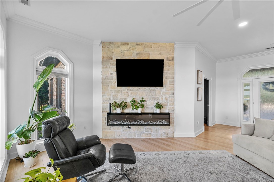 Eagle Crest Sub Rurban - Residential