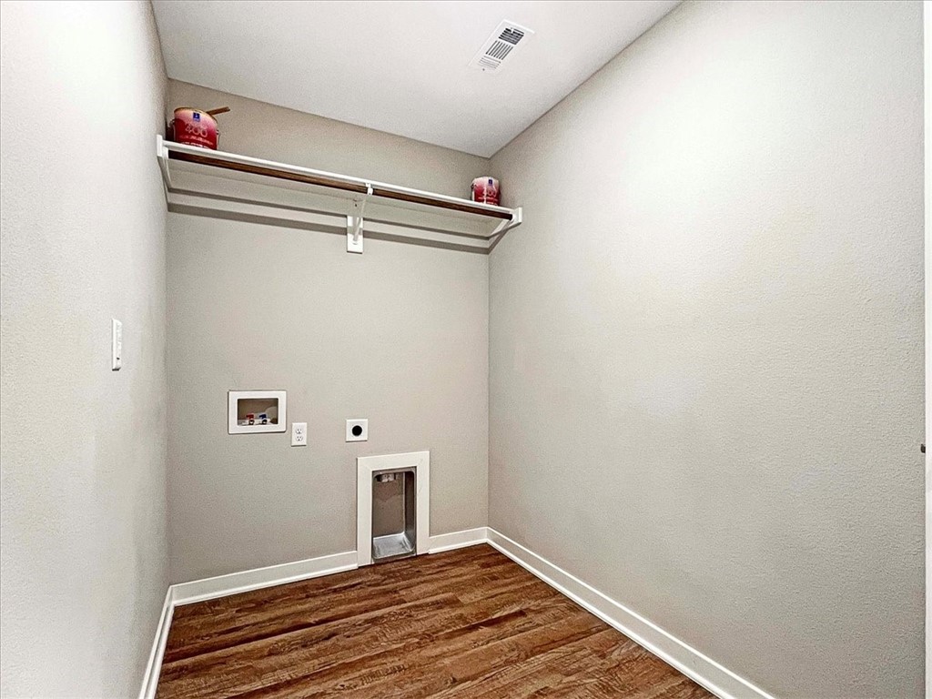 Wagon Wheel Crossing - Residential