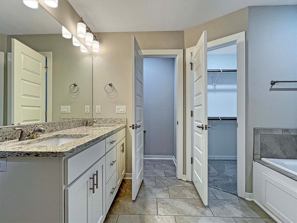 Wagon Wheel Crossing - Residential