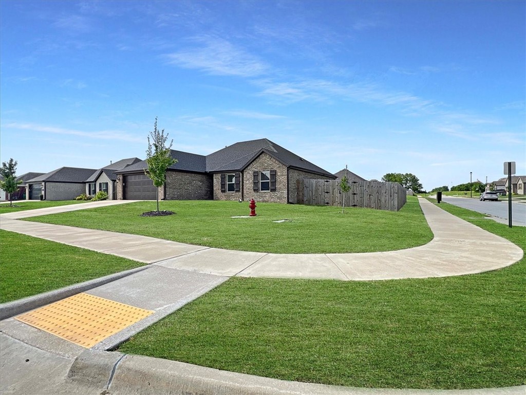 Wagon Wheel Crossing - Residential