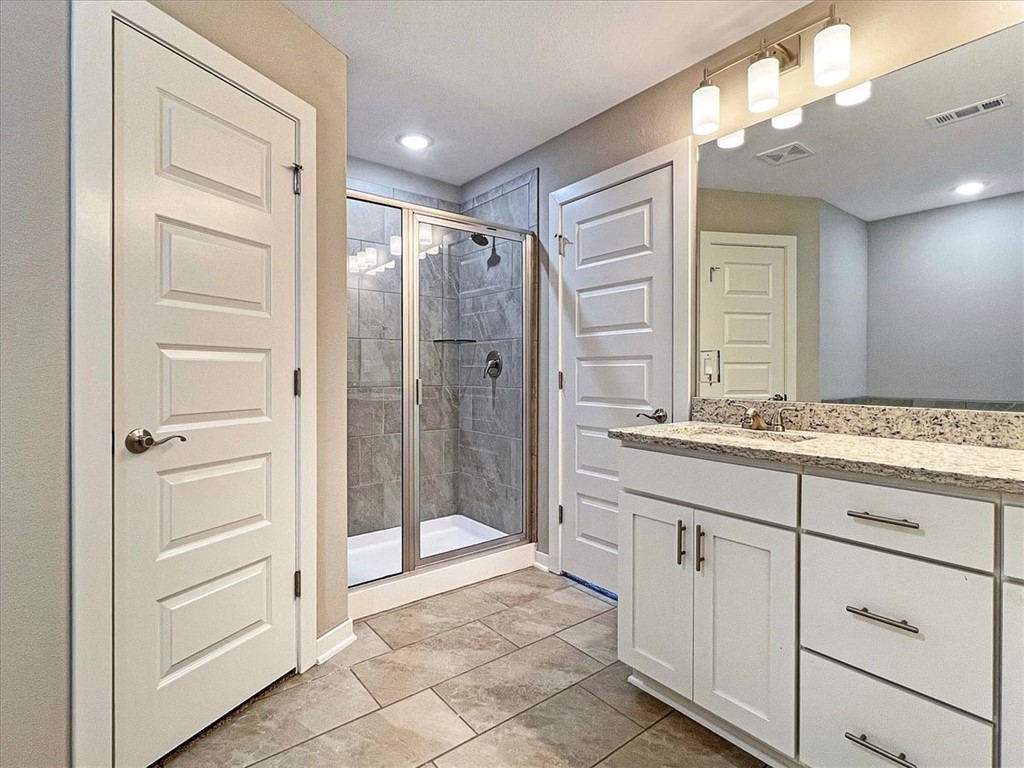 Wagon Wheel Crossing - Residential