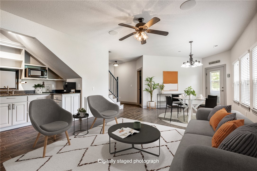 Town/Bentonville - Residential