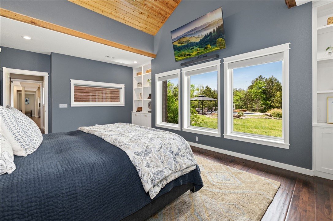 Riverside At Shady Grove - Residential