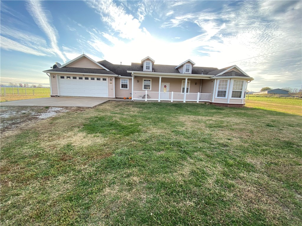 Donāt miss out on this opportunity for 4.93 acres in a country setting. Great location for hobby farm. Enjoy the country atmosphere and still be able to drive a short distance to town in either direction.