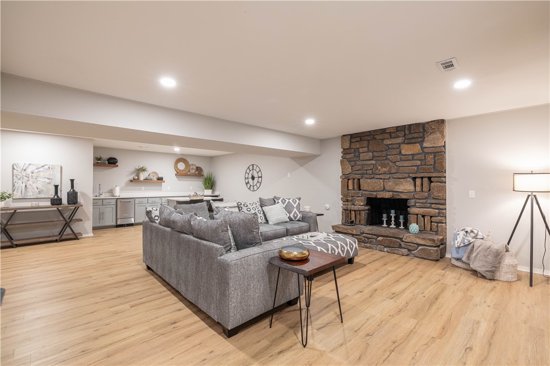 Runnymede Rev Sub Rurban - Residential