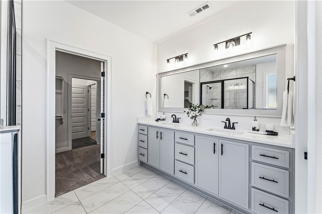 Hillcrest - Residential