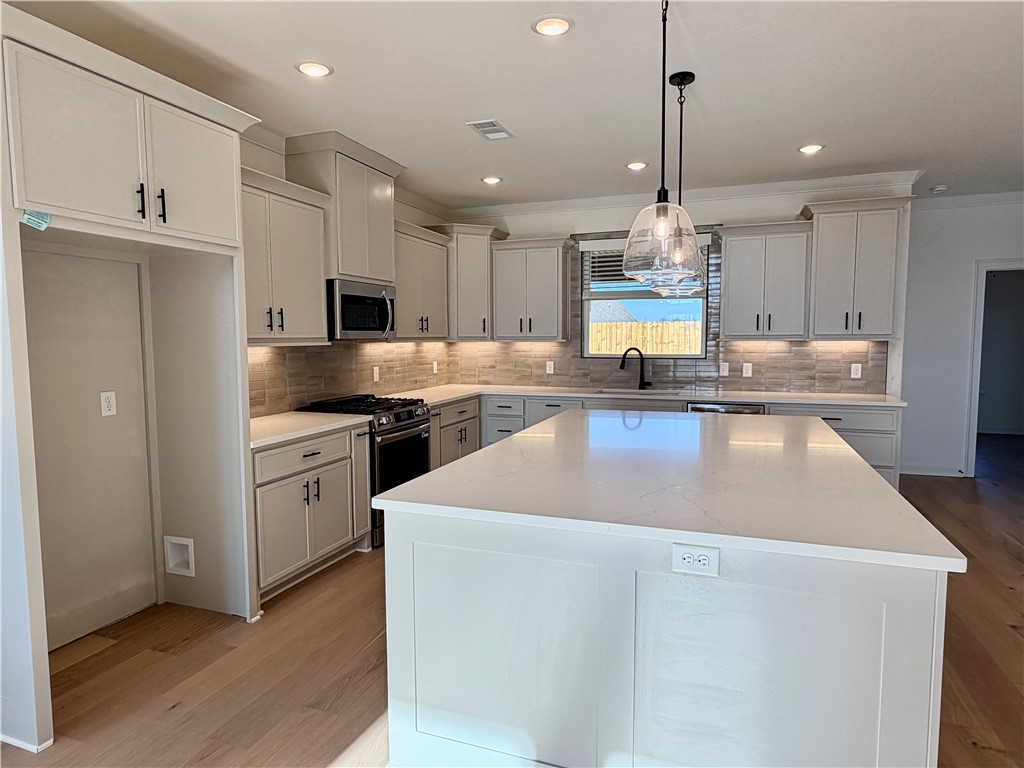 Hillcrest - Residential