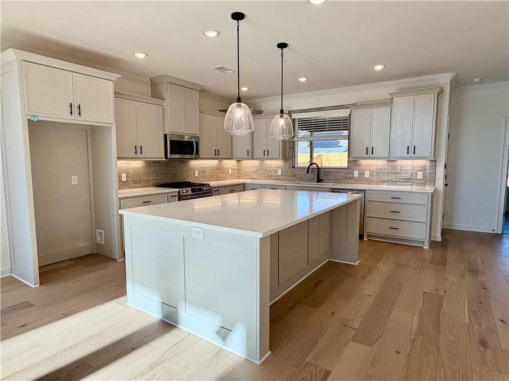 Hillcrest - Residential