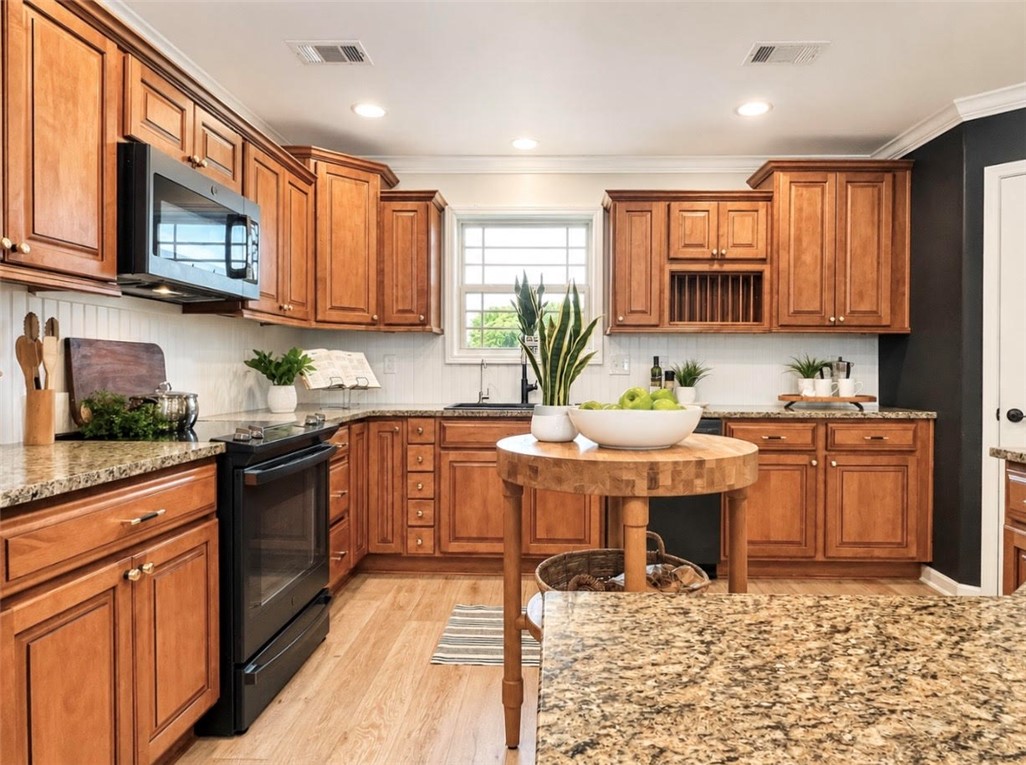 22-16-31 Farmington Outlots - Residential