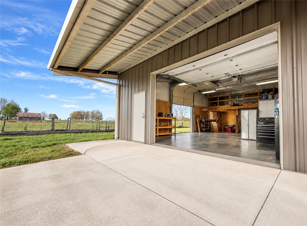 22-16-31 Farmington Outlots - Residential