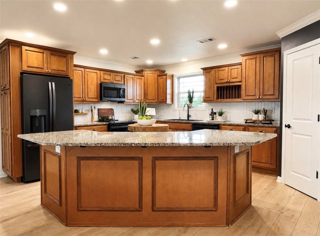 22-16-31 Farmington Outlots - Residential