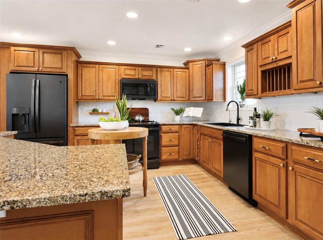 22-16-31 Farmington Outlots - Residential