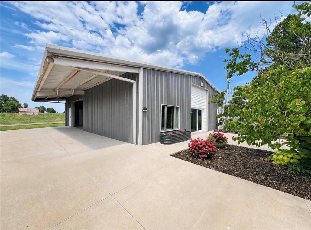 22-16-31 Farmington Outlots - Residential