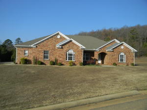 Sold before entered into MLS. 4 bedroom 3.5 bath home with trey ceilings, gas fireplace. Formal dining and formal living/office area with a 3 car garage. Nice covered patio and private back yard.