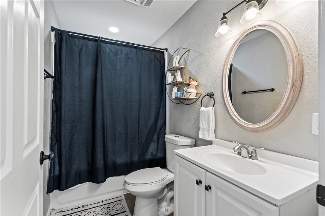 Unit 10 Holiday Island - Residential